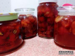 山楂和它的“自然同伴”每天浸泡水，清洁床和
