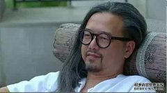 无媒子的高级儿子和他的儿子离婚，记者问他们
