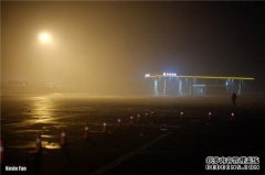 [夜晚的月圆]