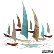 在快速洪流中，船向前移动（即含义相同）