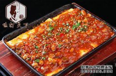 Shosho的醉酒餐厅在河的北部和南部颇受欢迎，吸
